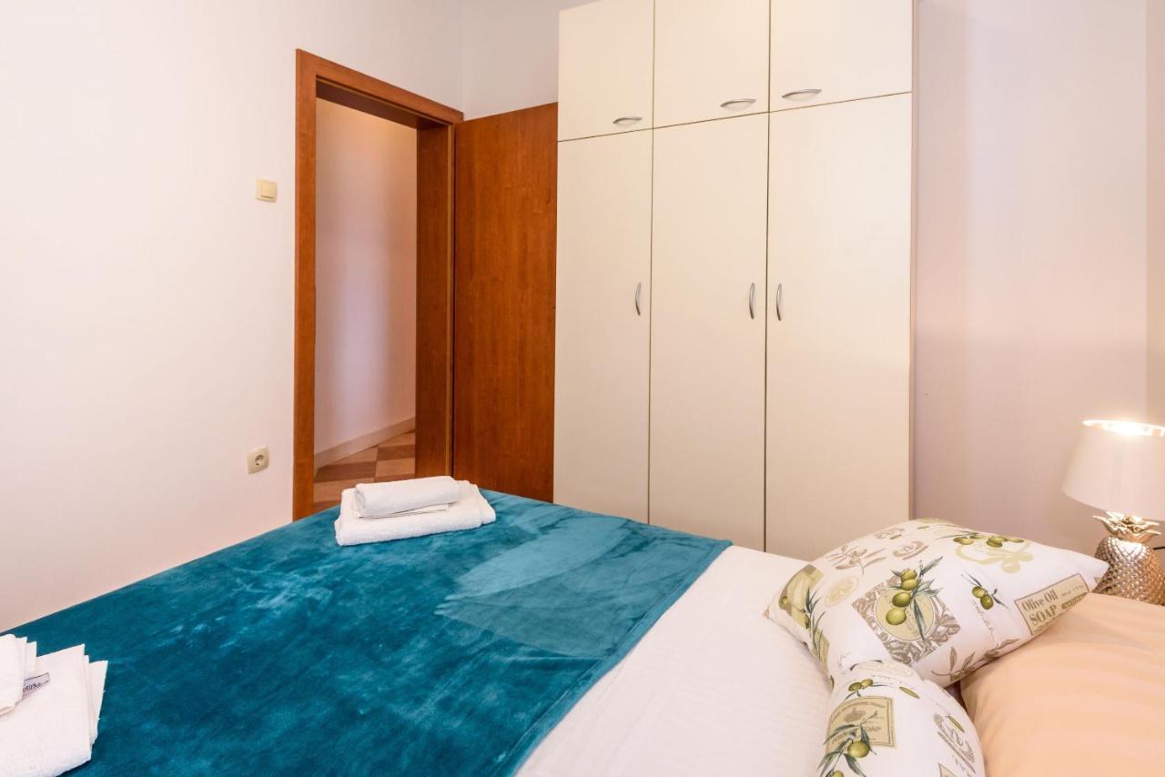 Apartments Zdravko Klek Eksteriør billede
